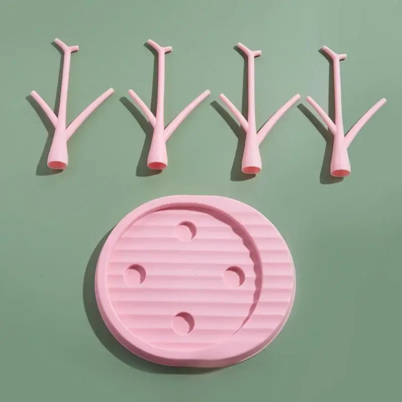 Tree-shaped drying rack for baby bottles and accessories