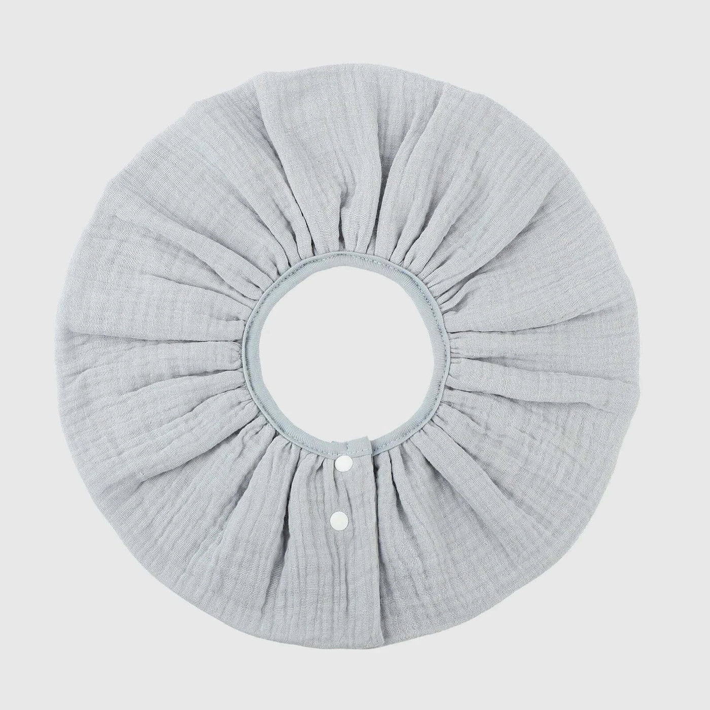 Gray absorbent baby bib made of soft cotton, designed for infants aged 0-1Y, featuring stylish pleats.