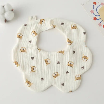 Cotton flower-shaped newborn bib with cute animal print, perfect for feeding and drooling toddlers.